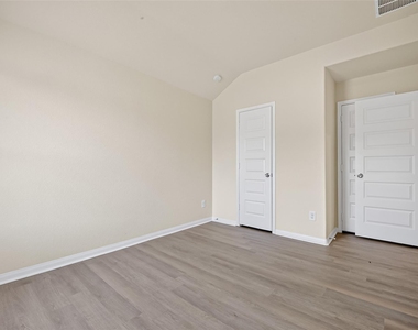 25331 Yellowbells Place - Photo Thumbnail 40