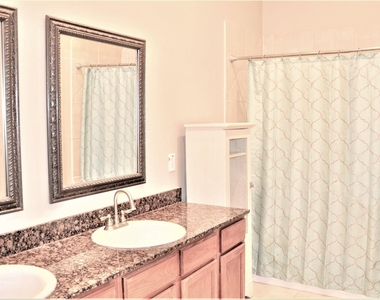 9010 Laverne Park Lane - Photo Thumbnail 9