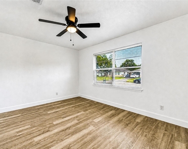 1206 Gary Avenue - Photo Thumbnail 19