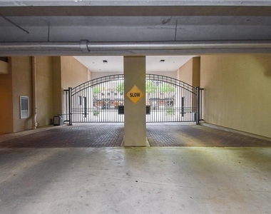 2299 Lone Star Drive - Photo Thumbnail 11