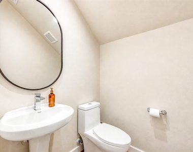 5920 Jasper Jones Way - Photo Thumbnail 16