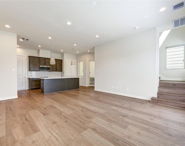 5920 Jasper Jones Way - Photo Thumbnail 14