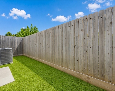 5920 Jasper Jones Way - Photo Thumbnail 4