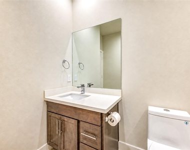 5920 Jasper Jones Way - Photo Thumbnail 28