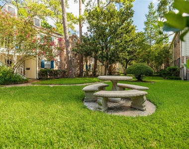 869 Wax Myrtle Lane - Photo Thumbnail 2