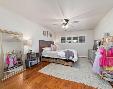 869 Wax Myrtle Lane - Photo Thumbnail 17