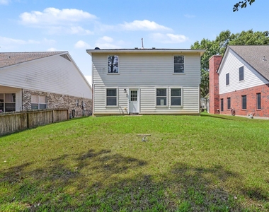 6894 Stillwater Drive - Photo Thumbnail 23