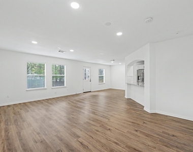 6894 Stillwater Drive - Photo Thumbnail 3