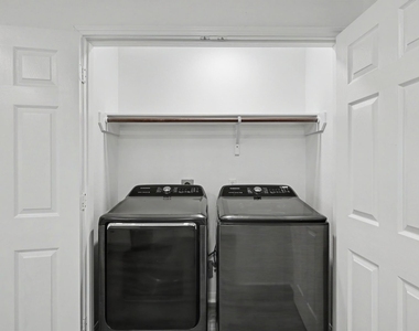 6894 Stillwater Drive - Photo Thumbnail 10