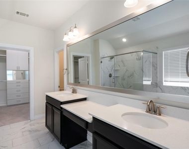 67 Pioneer Canyon Place - Photo Thumbnail 1