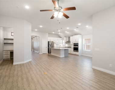 67 Pioneer Canyon Place - Photo Thumbnail 9