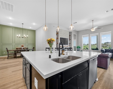 4731 Cedar Butte Lane - Photo Thumbnail 9