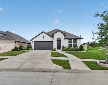 4731 Cedar Butte Lane - Photo Thumbnail 3