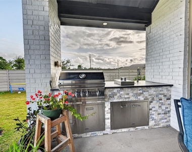 4731 Cedar Butte Lane - Photo Thumbnail 38