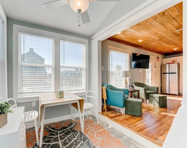 4211 Surf Drive - Photo Thumbnail 22