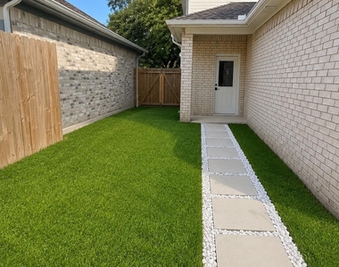 12254 Cardston Court - Photo Thumbnail 28