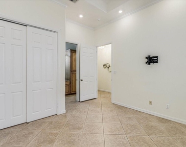 14910 Leeward Drive - Photo Thumbnail 30