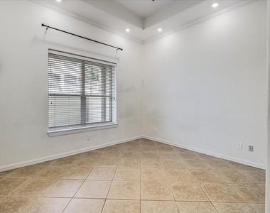 14910 Leeward Drive - Photo Thumbnail 28
