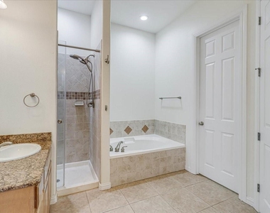 14910 Leeward Drive - Photo Thumbnail 22
