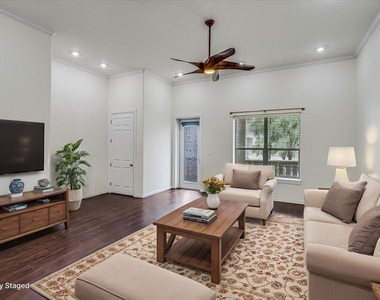 14910 Leeward Drive - Photo Thumbnail 11