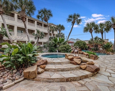 14910 Leeward Drive - Photo Thumbnail 5