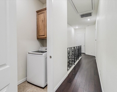 14910 Leeward Drive - Photo Thumbnail 23