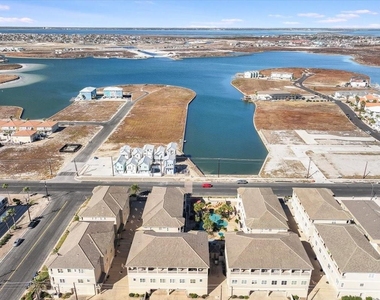 14910 Leeward Drive - Photo Thumbnail 44