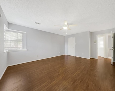 12406 Sarti Street - Photo Thumbnail 19