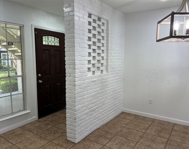 13026 Trail Hollow Drive - Photo Thumbnail 2
