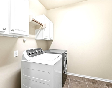 7 Verdin Place - Photo Thumbnail 33
