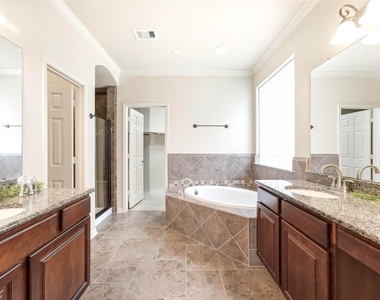 7 Verdin Place - Photo Thumbnail 13
