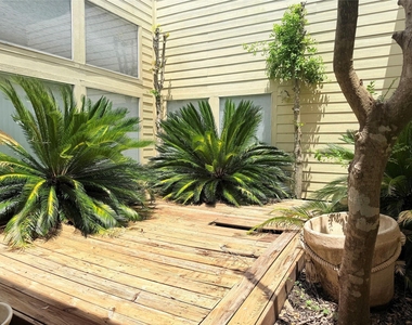 11318 Briar Forest Drive - Photo Thumbnail 17