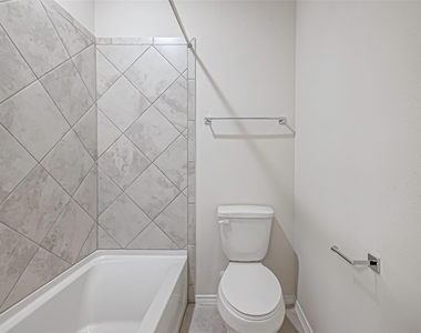 10511 Blankiet Lane - Photo Thumbnail 29
