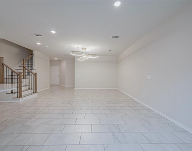 10511 Blankiet Lane - Photo Thumbnail 11