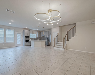 10511 Blankiet Lane - Photo Thumbnail 9