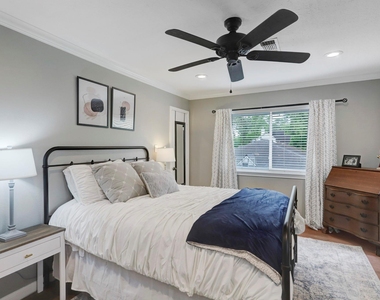 1618 Hillendahl Boulevard - Photo Thumbnail 20