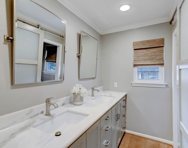 1618 Hillendahl Boulevard - Photo Thumbnail 22
