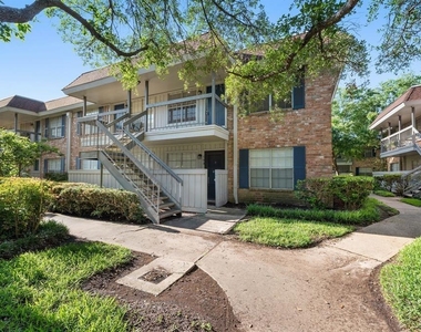 2250 Bering Drive - Photo Thumbnail 17