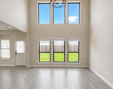40575 Goldeneye Place - Photo Thumbnail 1