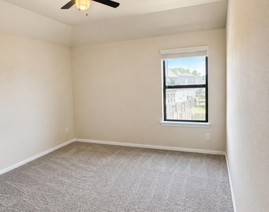 40575 Goldeneye Place - Photo Thumbnail 13