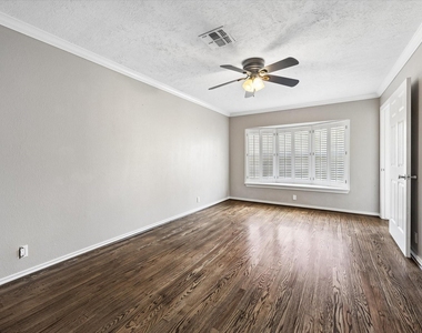 4509 Libbey Lane - Photo Thumbnail 5