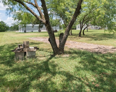 2592 County Road 152 - Photo Thumbnail 29