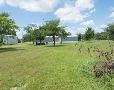 2592 County Road 152 - Photo Thumbnail 33
