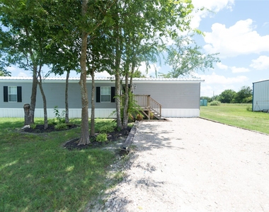 2592 County Road 152 - Photo Thumbnail 2