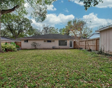 6214 Rutherglenn Drive - Photo Thumbnail 19