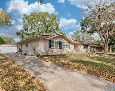 6214 Rutherglenn Drive - Photo Thumbnail 23
