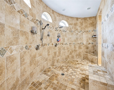 8245 Stacy - Photo Thumbnail 27