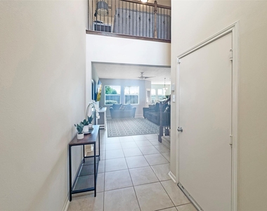 2822 Windy Thicket Lane - Photo Thumbnail 3