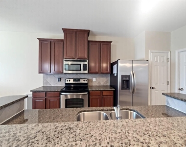 2822 Windy Thicket Lane - Photo Thumbnail 8