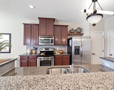2822 Windy Thicket Lane - Photo Thumbnail 7